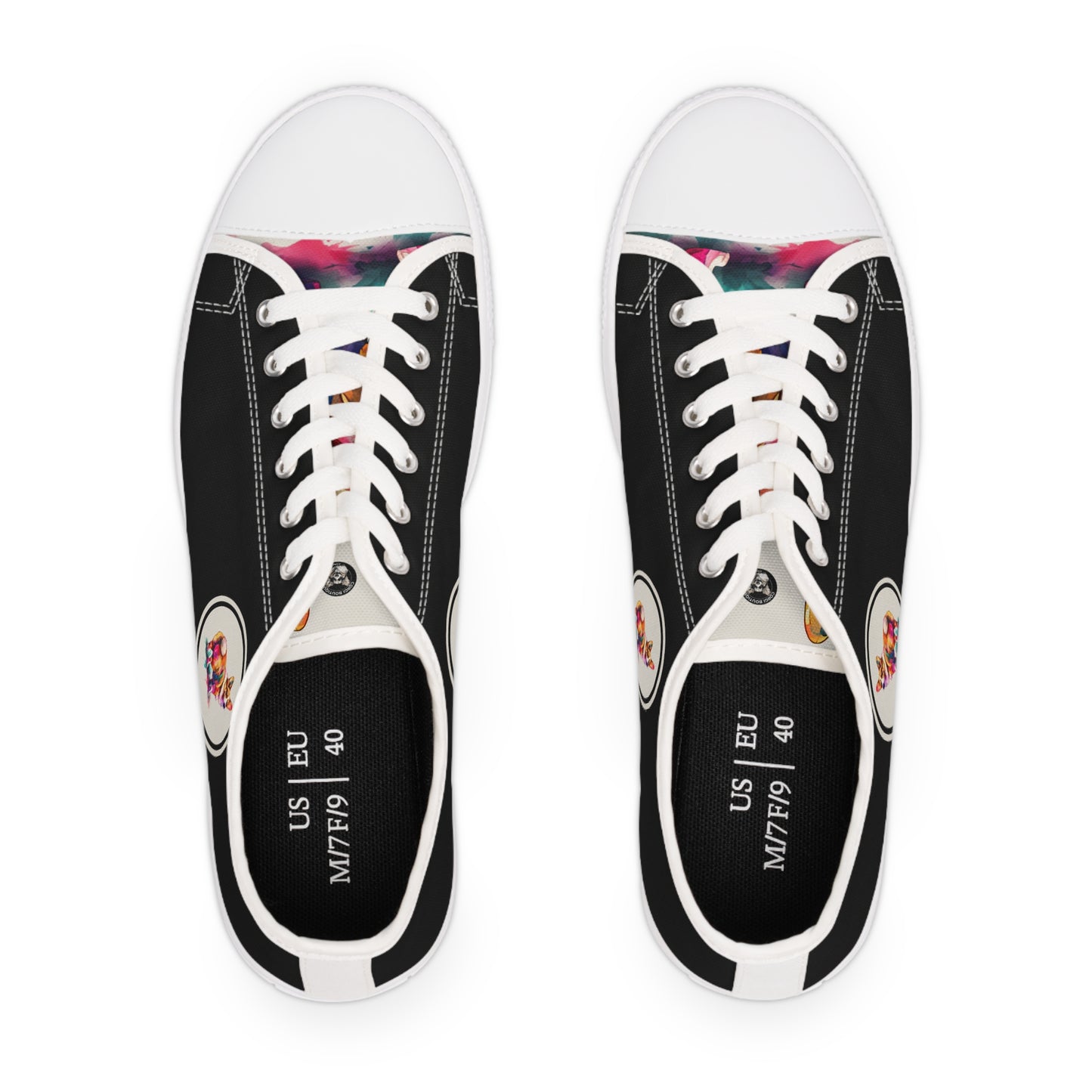 The Observer - Women's Low Top Sneakers